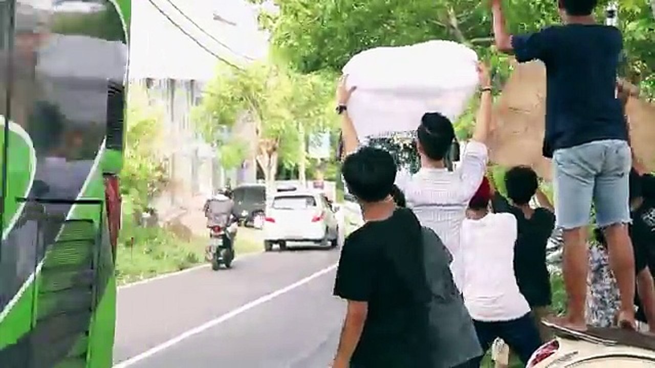 Nyobain sendiri OM TELOLET OM