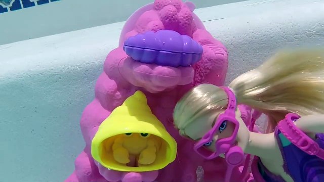 Barbie and Mike The Super Merman ✯ Barbie I Can Be Scuba Diver with Ariel Mermaid Doll DisneyCarToys