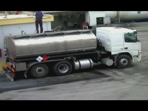 Trapani - Gasolio di contrabbando, sequestri per 40 milioni (19.12.16)