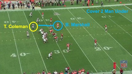 Tevin Coleman fuera del backfield