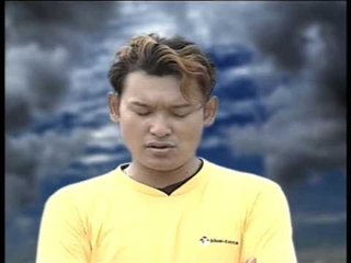 Renggo - Bahagiakan Aku Dengannya (Official Music Video)