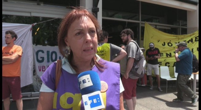 Ministerio de Ciencia es ocupado por investigadores argentinos debido a recortes