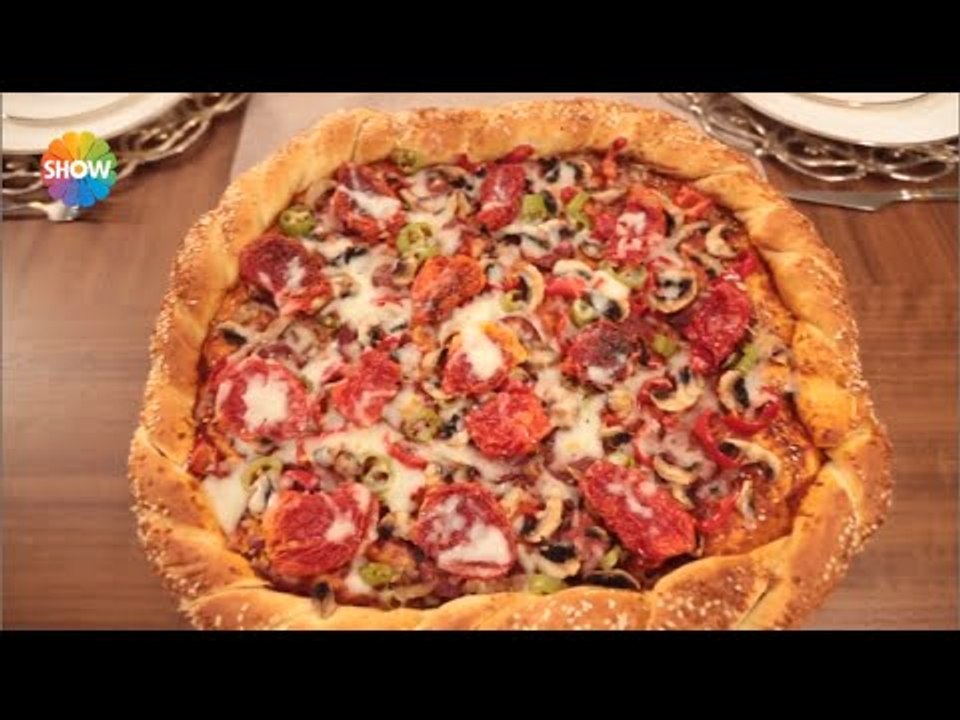 Simit Kenarlı Pizza Tarifi