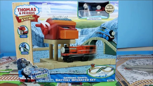 Thomas & Friends Wooden Railway Grinding Gravel Battery Operated Set Rhineas & motorized Thomas