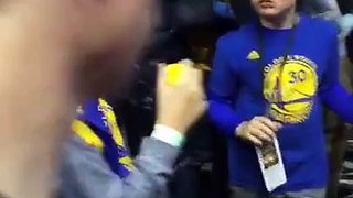 Man Tries to Steal Signed Steph Curry Shoes  p4