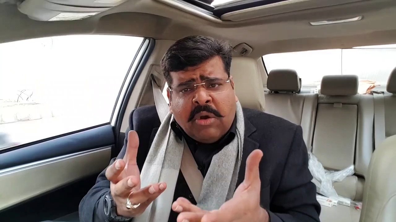 Pakistani Shakhs Ki Qoum Se Hath Jor Ker Appeal..