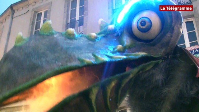 Quimper. Echappées de Noël : un curieux Oisooo fait sensation