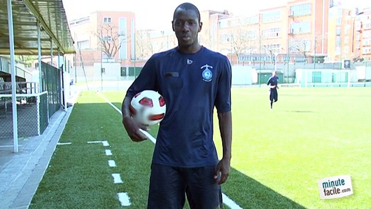 Les gestes techniques : les passes et les frappes 5