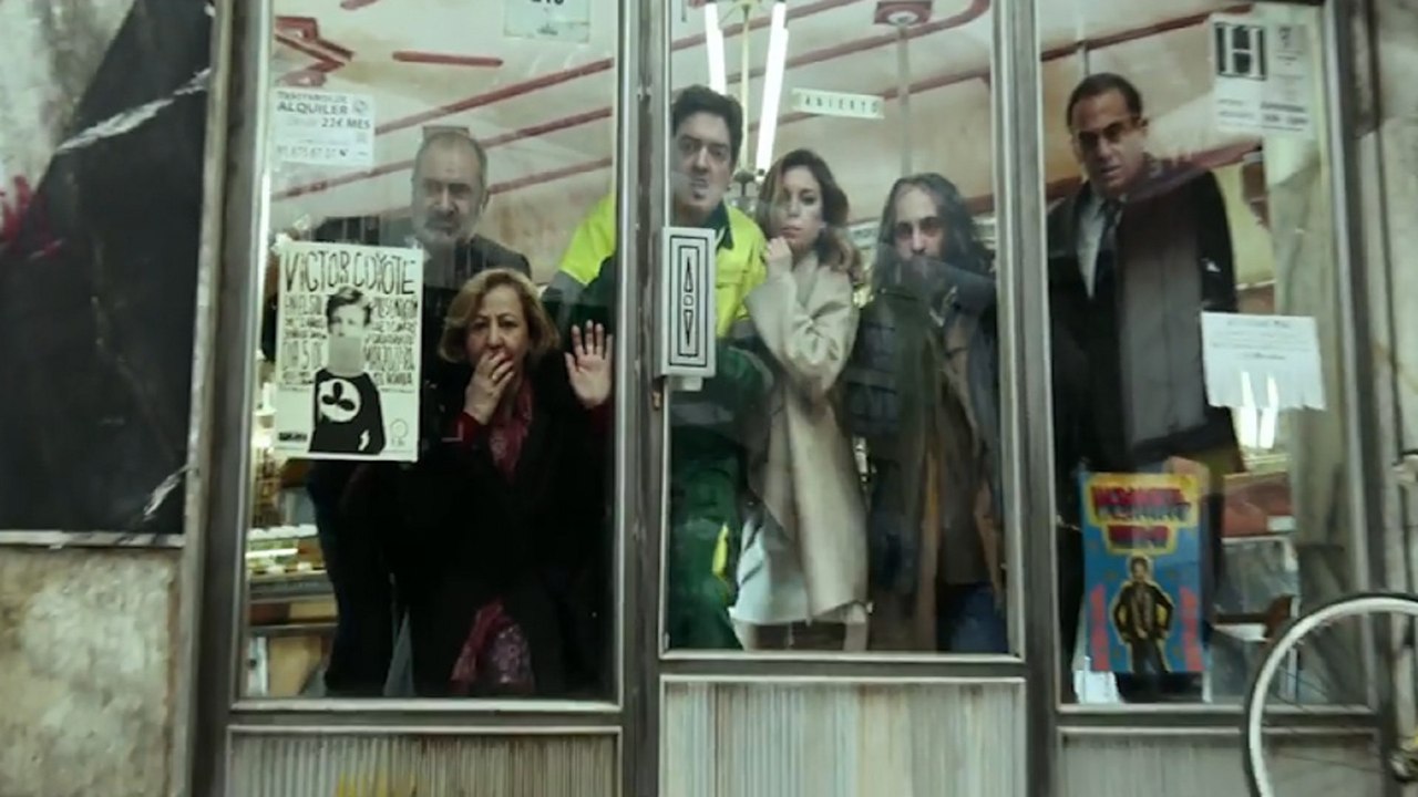 Llega el tráiler de 'El Bar', lo nuevo de De la Iglesia