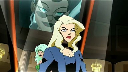 Black Canary vs Fire