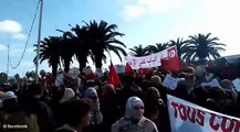 باردو : متظاهرون يرفعون شعارات رافضة لعودة الارهابيين التونسيين