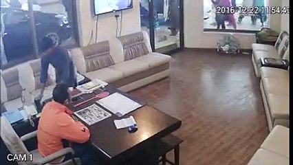this group of beggars entering offices and stealing Mobiile phones