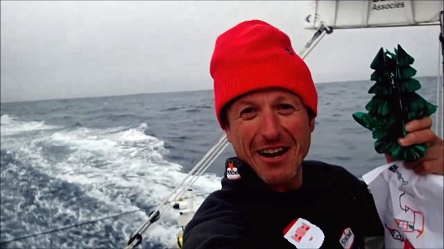 J48 : Le Père Noël est passé sur St Michel - Virbac / Vendée Globe