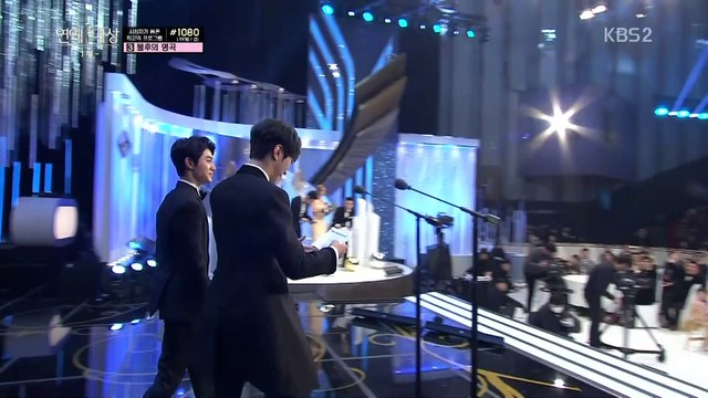 [번외] 진영&동연 20161224 KBS 연예대상 - 인기상 시상