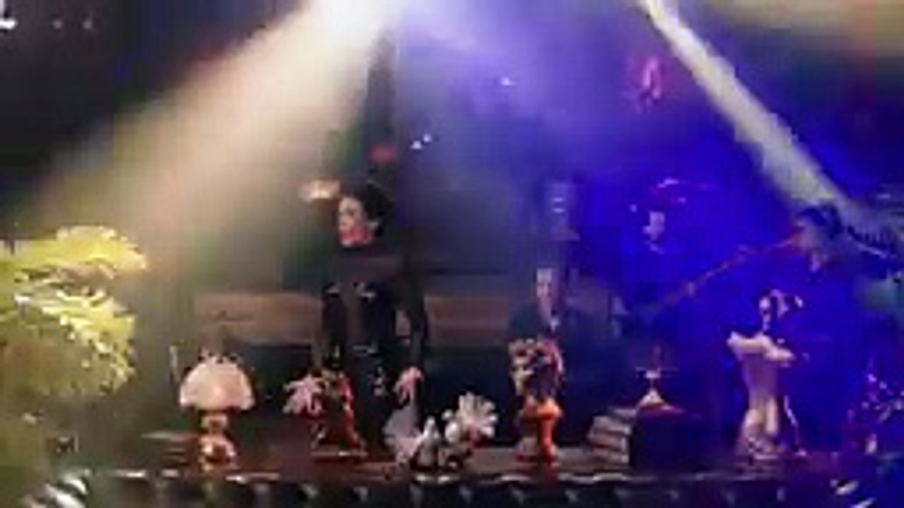 Burcu Güneş & Enbe Orkestrası - Ağır Yaralı