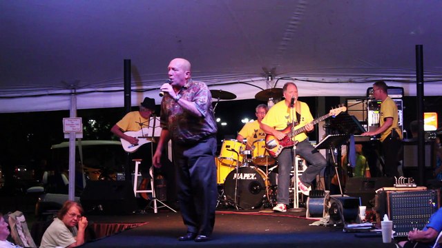 Danny McCorkle & the Katz perform 'Mr. Songman' Elvis week 2016