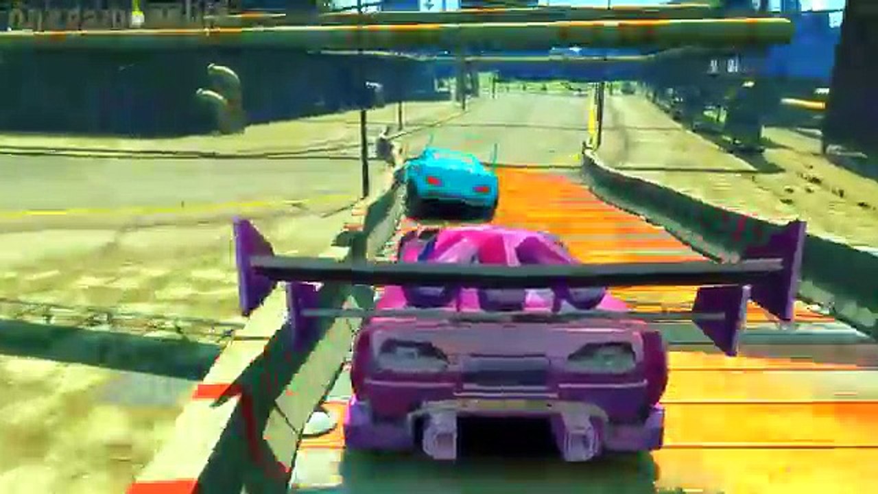 Dinoco King 43 VS Boost Disney cars Tudor Street Drifting Track