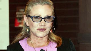 Carrie Fisher in intensive care after in-flight heart attack
