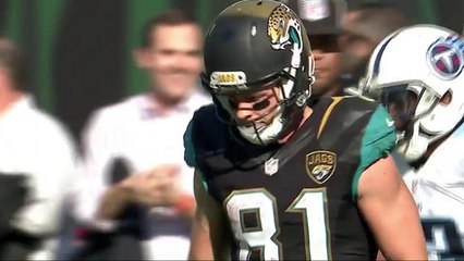 Blake Bortles connects with Bryan Walters for 15 yards