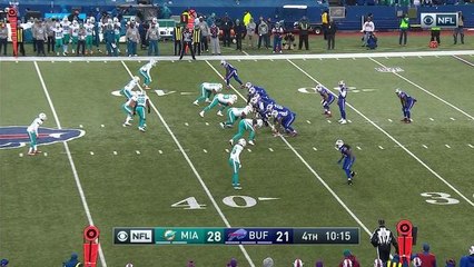 Tyrod Taylor rushes for a 13-yard gain