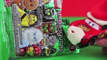 Lightning McQueen with Play Doh Santa Hat in 24 Days of Christmas Day 10 Blind Bags Lego Minifigures