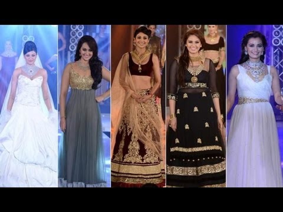 Sonakshi Sinha, Sushmita Sen, Shilpa Shetty At India International Bullion Summit Fashion Show
