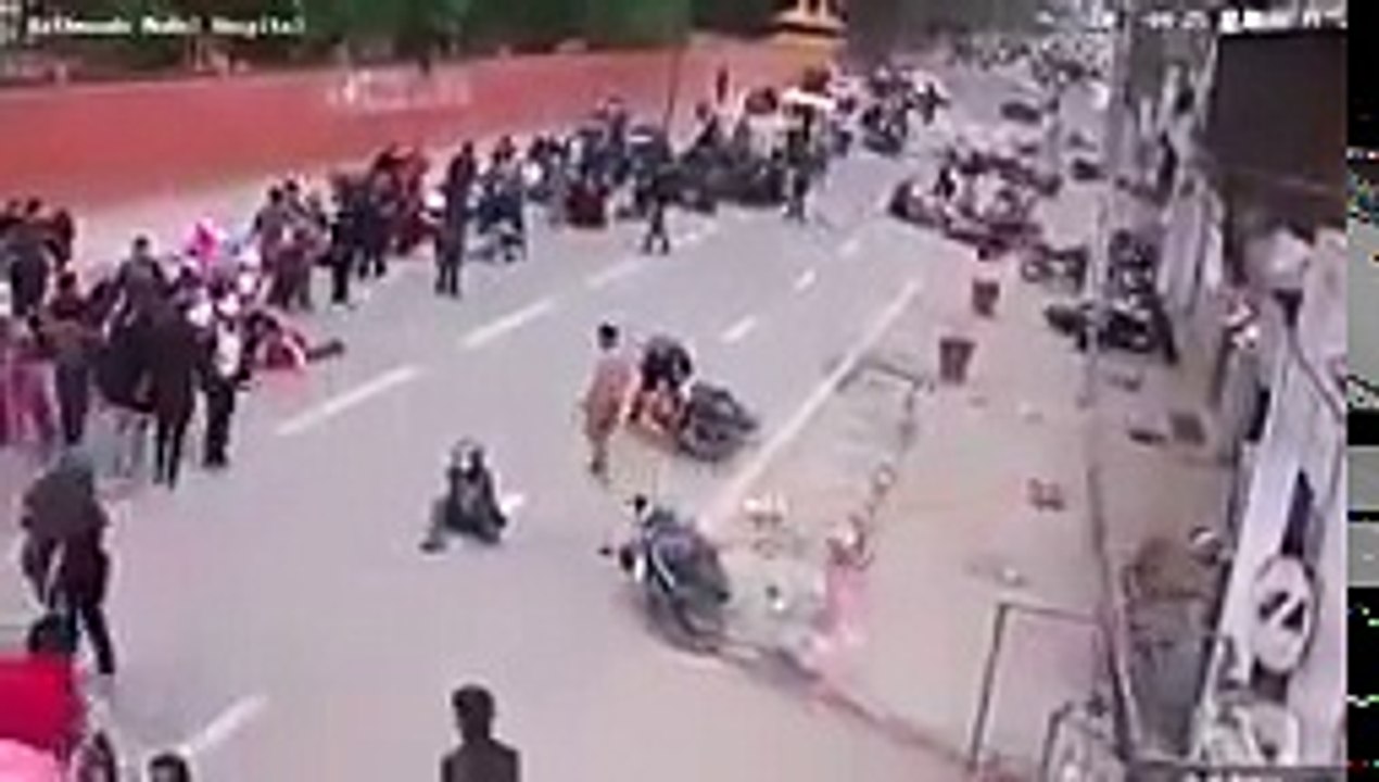 CCTV Footage of Earthquake in India, Pakistan & Afghanistan Date-4_10_2016