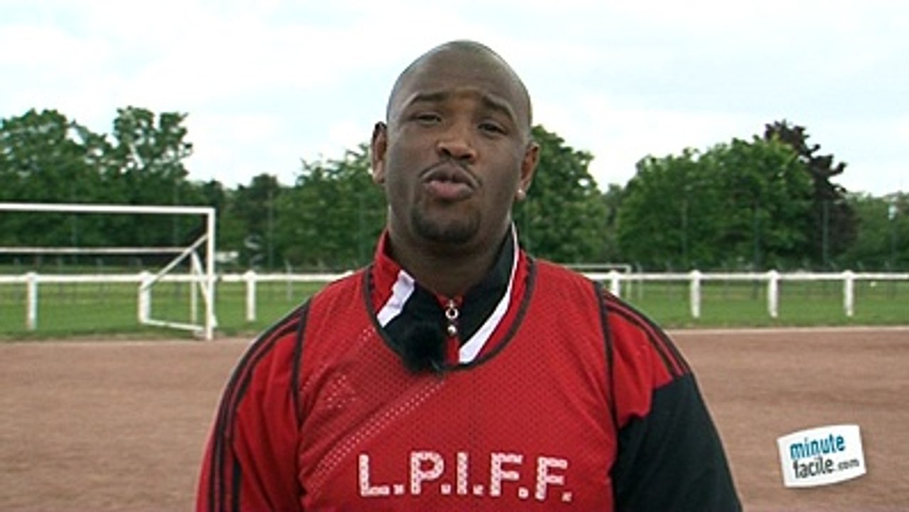 Les gestes techniques : les passes et les frappes 3