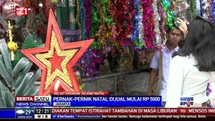 Meraup Rejeki dari Pernak Pernik Natal