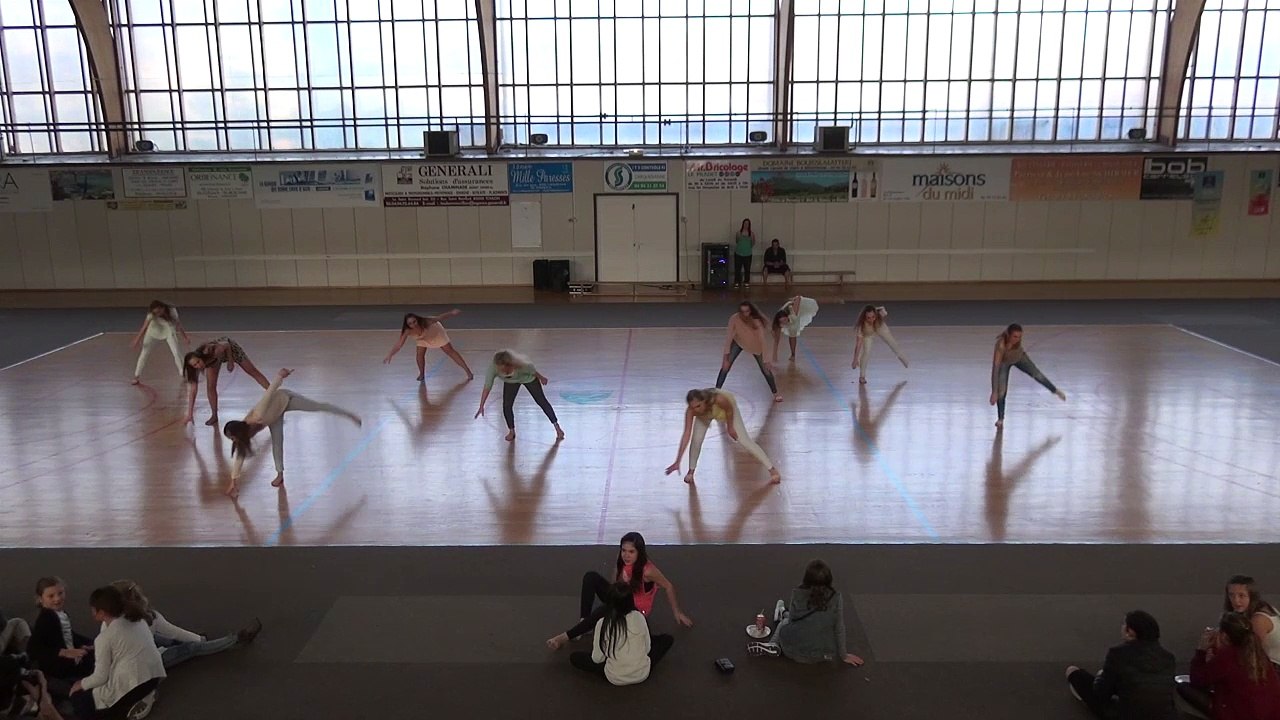 Téléthon 2016 - 09 - Slimane - A Fleur De Toi - L'école des danses