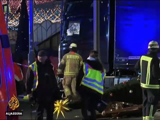 বার্লিনের ক্রিসমাস মার্কেটে হামলা  হামলাকারীর ভাইয়ের ছেলেসহ ৩ জন আটক