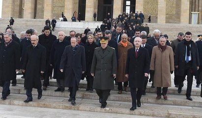 İsmet İnönü, Anıtkabir'de devlet töreni ile anıldı