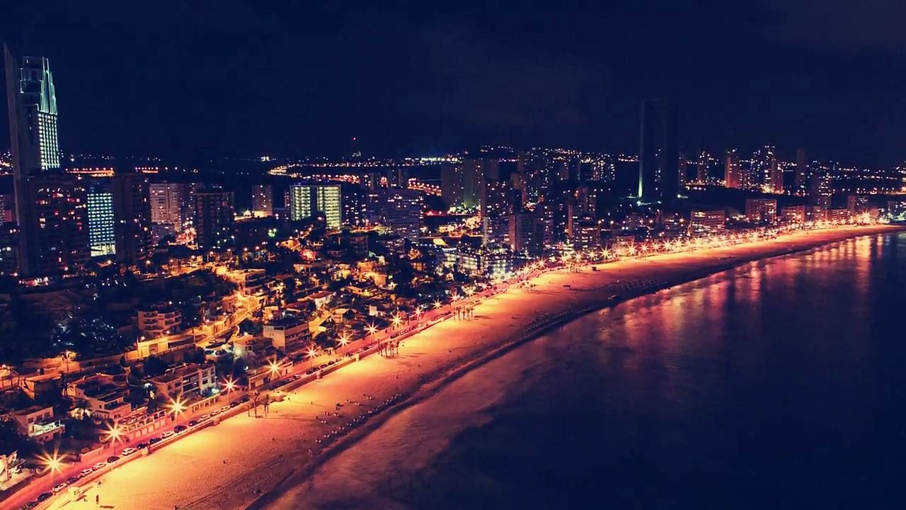 Апартаменты 2 спальни в новом комплексе Sunset Drive, Бенидорм, Испания