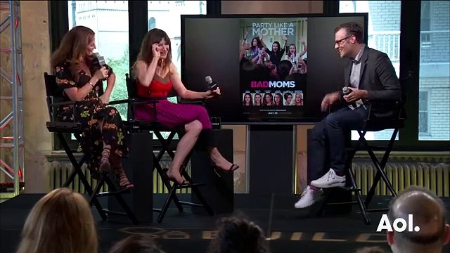 Kathryn Hahn Discusses Her Interest In Bad Moms BUILD Series