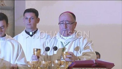 Krerët institucionalë me mesazhe paqeje e dashurie për festën e Krishtlindjes [video]