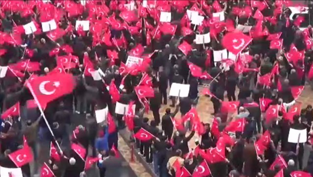 Batman'da 'Teröre Lanet Kardeşliğe Davet' yürüyüşü