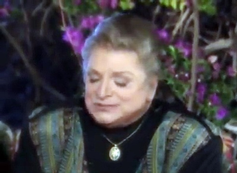 Zeki Müren'in "Hiç Aşık Oldunuz Mu?" Sorusuna Cevabı