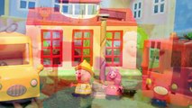 PEPPA PIG ♥ Camion de Pompier, Maison des Pig, Voyage dans lEspace, Oeuf Kinder Compilation