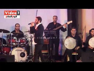 محمد رشاد يغنى "عيون بهية" لايف