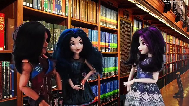 Disney Descendientes Muñecas | Episodio 5 | Mal Evie Ben Jay Carlos