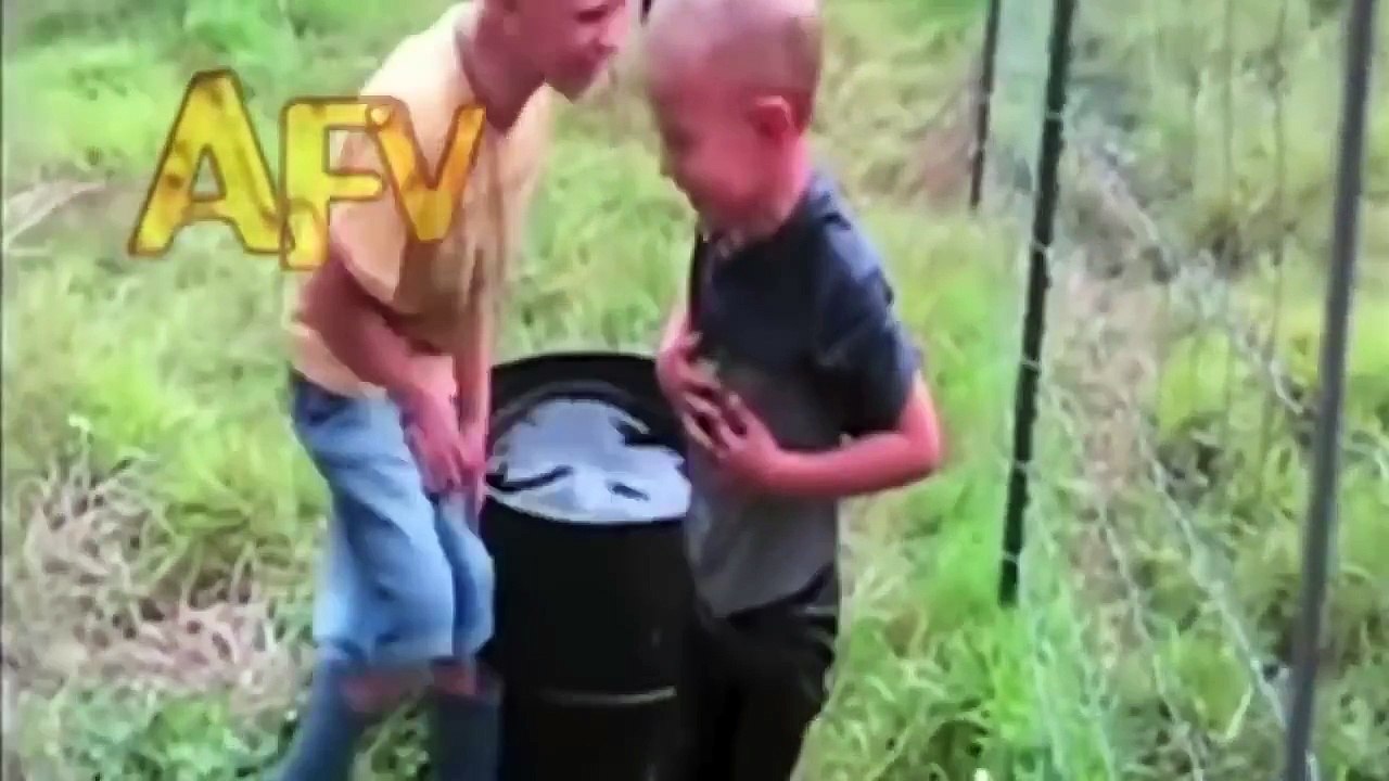 Videos drole _ESSAYEZ DE NE PAS RIRE #1