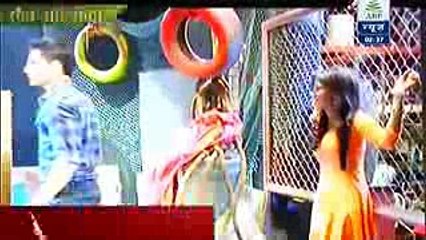 Pragya Ki Jaan Jokham Me - Kumkum Bhagya News Update