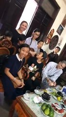 Hồ Văn Cường tới thăm các con của Phi Nhung - Thua một người dưng