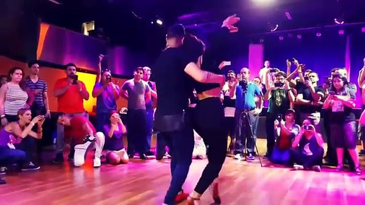 sexy dance latina