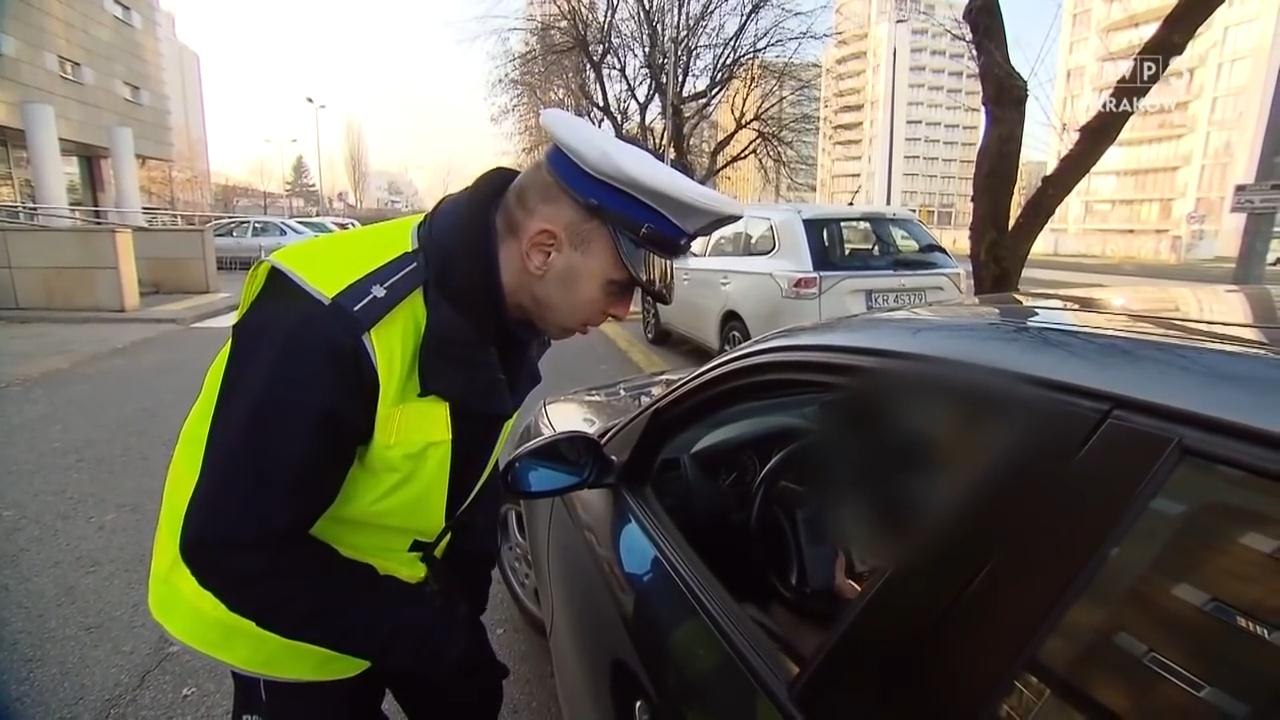 Kobieta nie rozumie co to wyprzedzanie