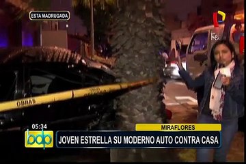 Miraflores: joven estrella moderno auto contra casa