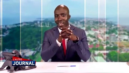 Alpha Condé frappe un garde qui repousse un enfant