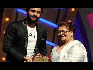 Jackky Bhagnani, Hrishita Bhatt And Saroj Khan At Women's Prenra Award