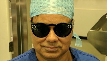 This Doctor Is Using Snapchat To Teach His Students