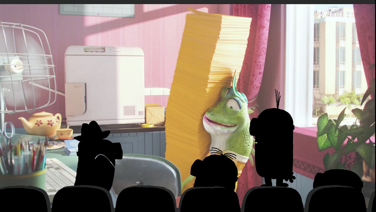 Minions At the Movies React to Sing - Fandango Movie Moment (2016)